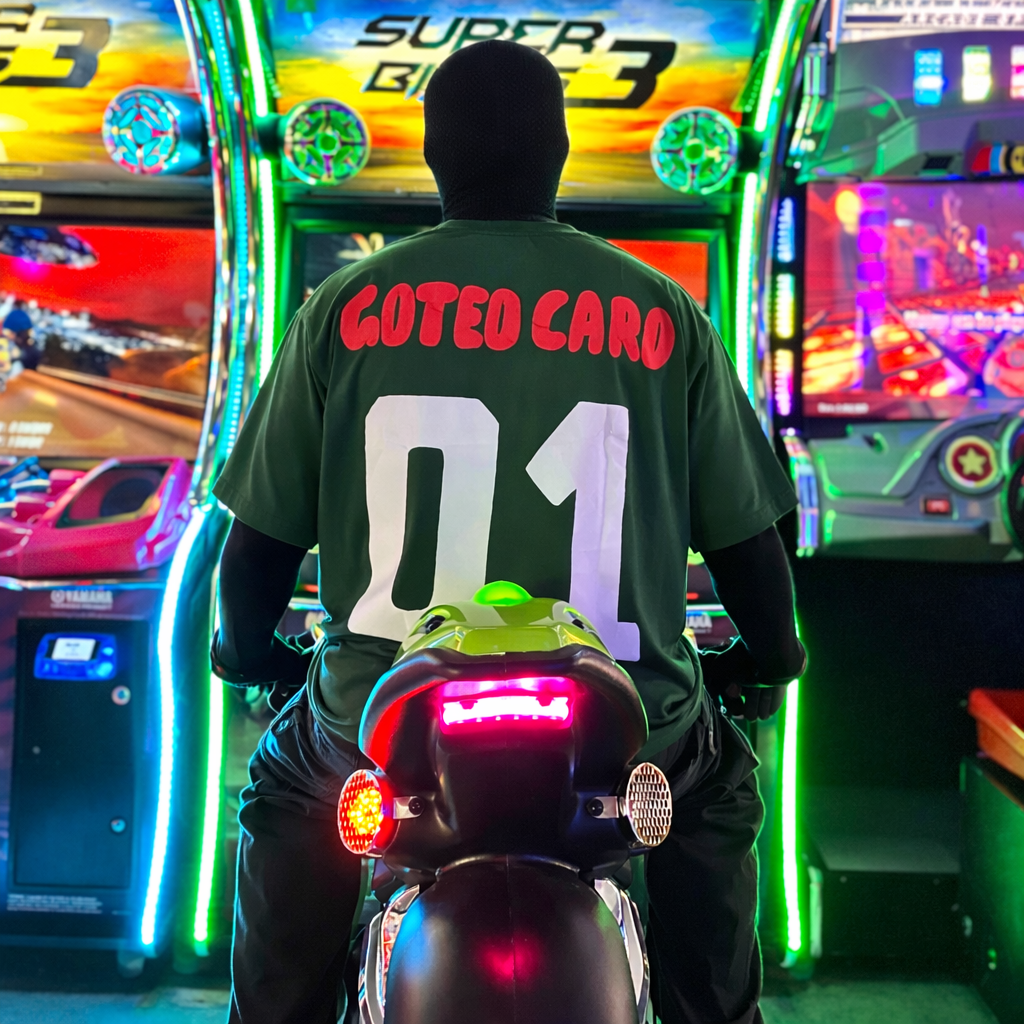PLAYER 01