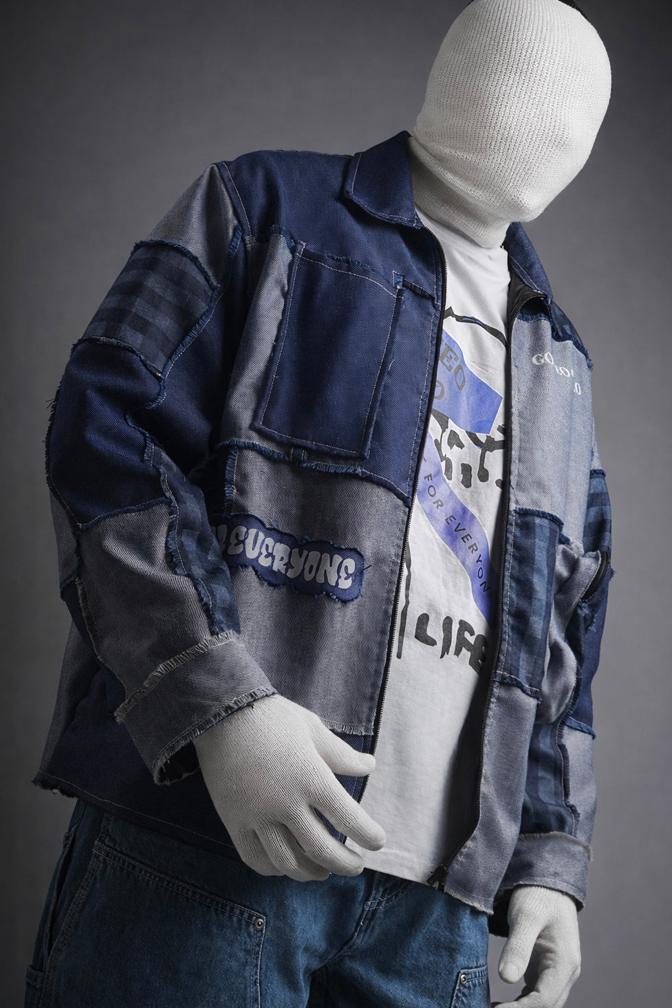 RIPPED DENIM